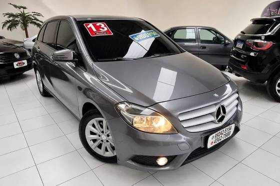 MERCEDES-BENZ B 200 1.6 TURBO GASOLINA 4P AUTOMÁTICO